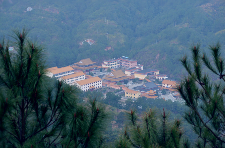 「佛教」（01.17）福建长汀南禅寺传授在家二众三皈依法会通启