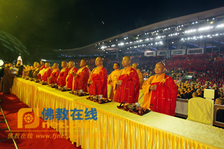 「佛教」2010年大众普佛供灯祈福大典在深圳华侨城举行