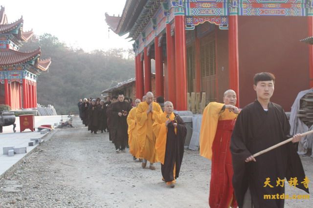 「佛教」陕西省勉县天灯禅寺举行全寺洒净法会