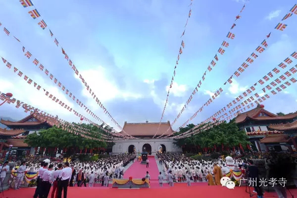 「中国佛教协会」广东珠海普陀寺隆重举行开放十五周年全堂佛像开光暨上明下生大和尚升座庆典