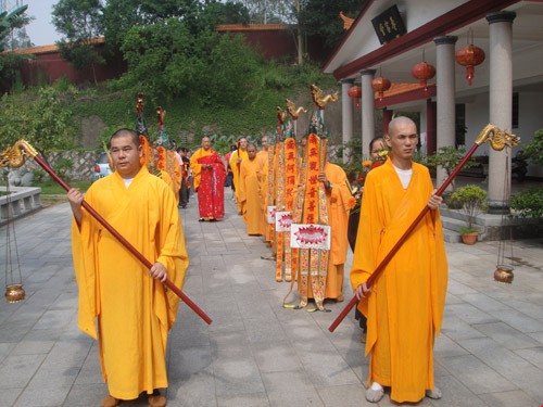 「佛教」厦门梵天寺隆重举行大雄宝殿上梁仪式 「佛教」厦门梵天寺隆重举行大雄宝殿上梁仪式