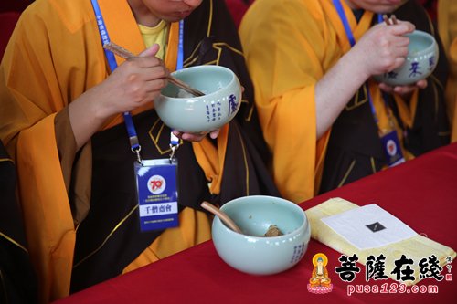 「台海时事」海峡两岸2015年修福修慧供千僧斋会在上海龙华古寺举行