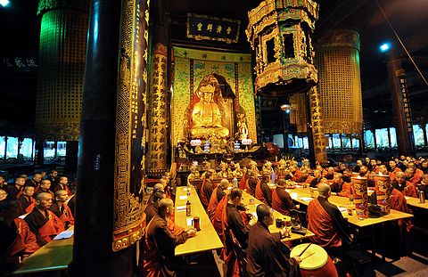 「普陀山」普陀山普济禅寺施放九大士焰口