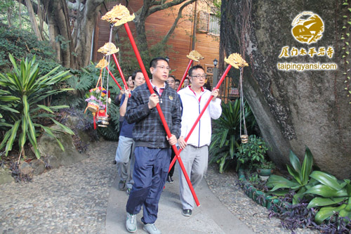 「福建厦门」福建厦门太平岩寺举行新禅堂落成暨首届禅修班开学仪式 「福建厦门」福建厦门太平岩寺举行新禅堂落成暨首届禅修班开学仪式