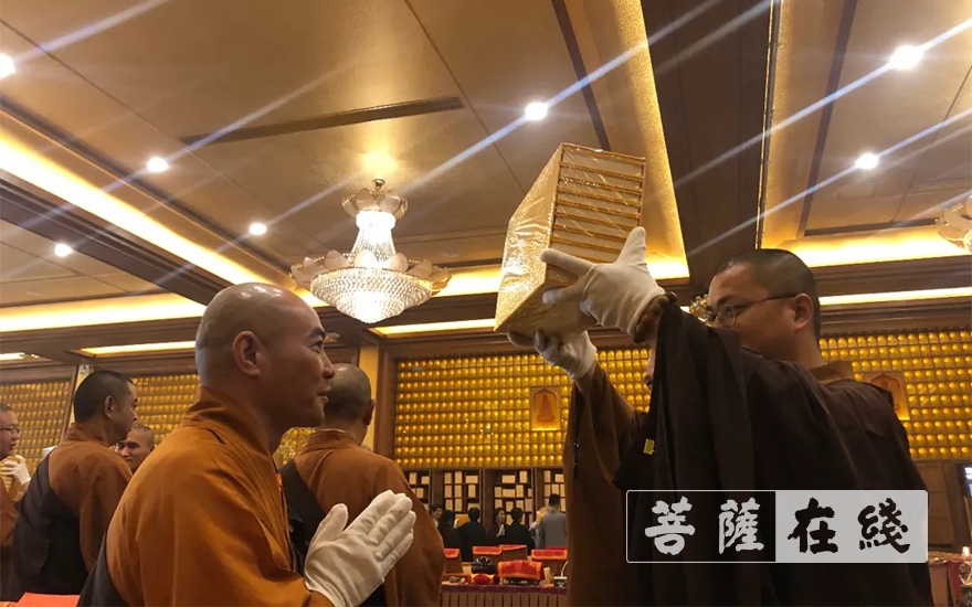 「佛教」六月六 湖州长兴寿圣寺举行晒经法会 「佛教」六月六 湖州长兴寿圣寺举行晒经法会
