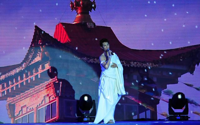 「传喜法师」13.5.13.传喜法师主持江苏镇江“天籁梵音”恭迎佛陀圣诞祈福梵呗音乐会