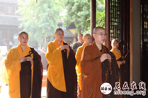 「华严」上海沉香阁举行观性法师圆寂三周年华严法会