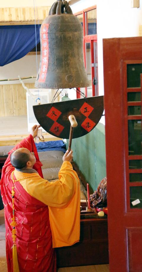 「真如禅寺」江西真如禅寺新西禅堂挂钟板正式启用暨东、西禅堂“加香”开始