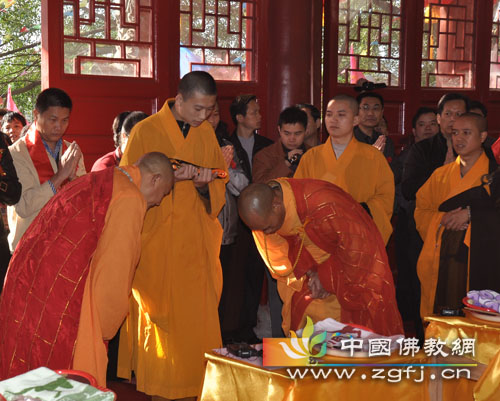 「黎塘」广西黎塘龙岩寺举行大殿落成暨佛像开光庆典