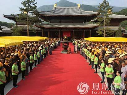 「佛教」万人赴山西五台山敬祝梦参老和尚102岁寿诞