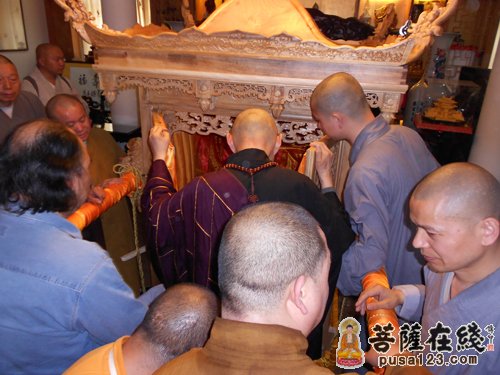 「佛教」本焕长老入龛法语 净慧长老诵读