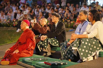 「宁静」2012年台湾宁静运动心光祈愿会 心道法师现场开示
