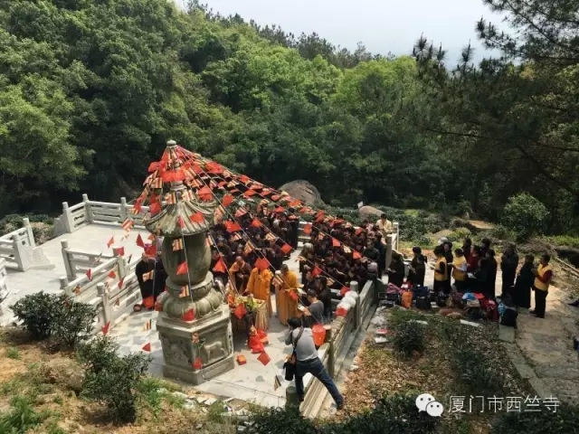 「佛教」福建厦门西竺寺清明祭拜宏辉老和尚塔 「佛教」福建厦门西竺寺清明祭拜宏辉老和尚塔