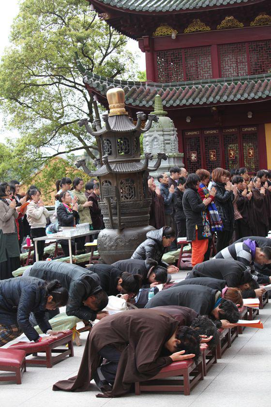 「观音」2015年二月十九观音圣诞拜忏、放生法会