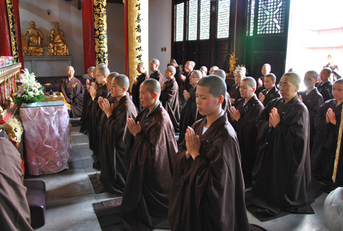 浙江慈云佛学院举行结夏安居仪式 浙江慈云佛学院举行结夏安居仪式
