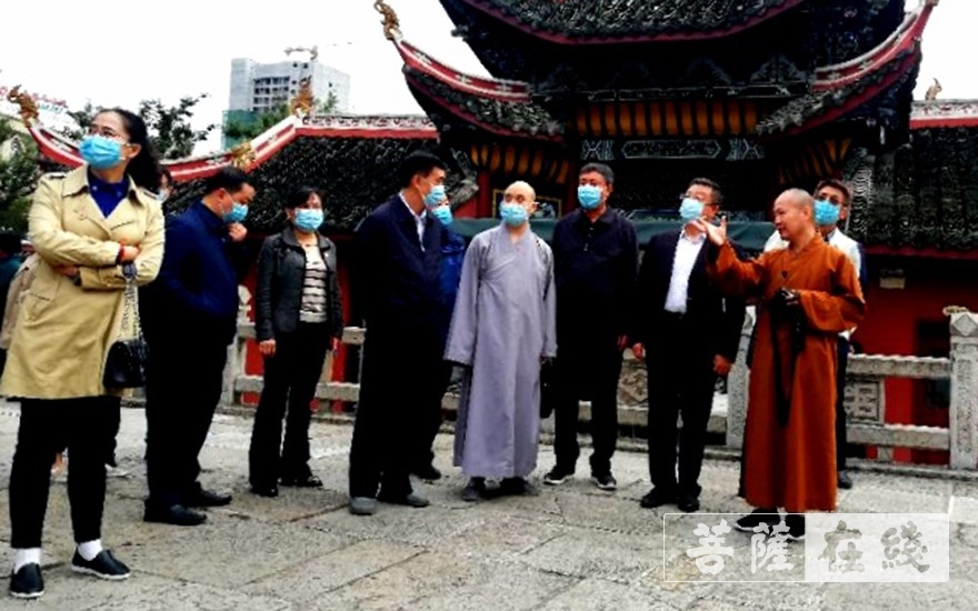 「杨小波」全国政协民宗委副主任杨小波一行视察天门山寺、普光寺 「杨小波」全国政协民宗委副主任杨小波一行视察天门山寺、普光寺