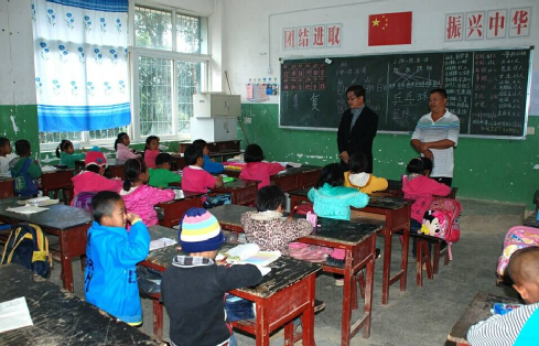 「慈善」“慈善之光”公益慈善系列活动之捐赠图书