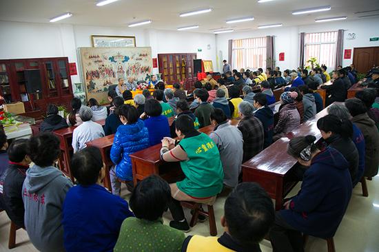 「佛教」江西东林僧团为净土苑众护法居士做慈悲开示 「佛教」江西东林僧团为净土苑众护法居士做慈悲开示