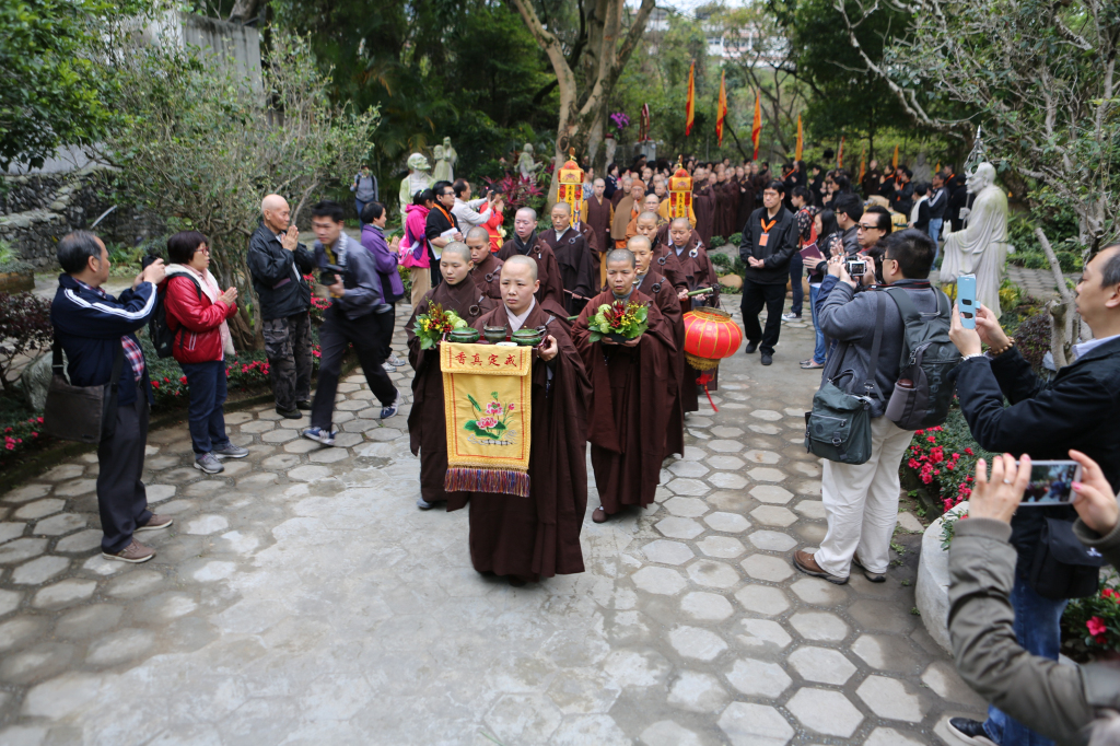 「佛教」香港凌云寺举行第十八代住持衍悌法师晋山法会