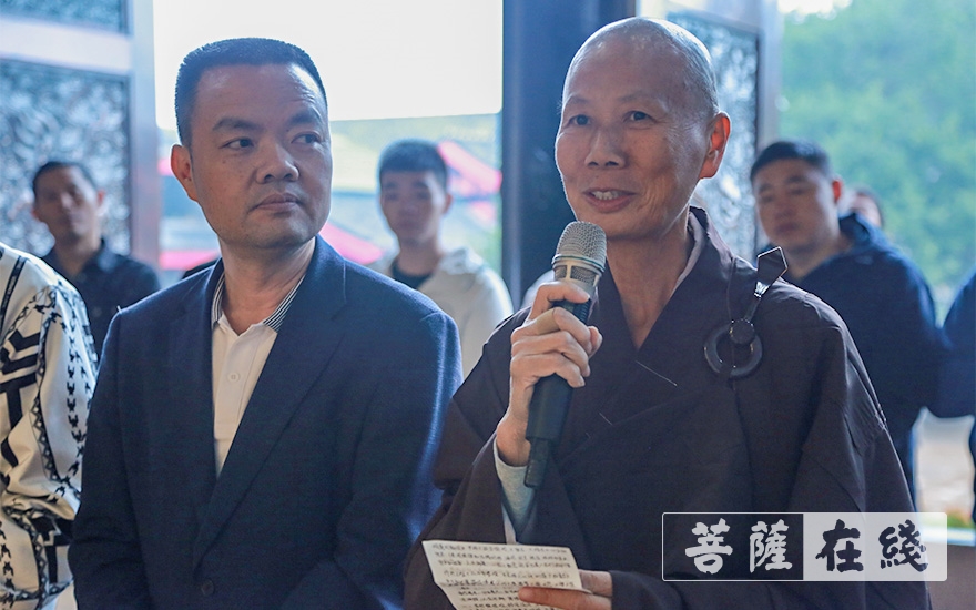 「佛教」峨眉山佛教协会启动峨眉山朝圣行(一) 「佛教」峨眉山佛教协会启动峨眉山朝圣行(一)