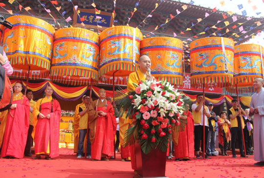 「佛教」山东宝相寺佛牙舍利面世二十一周年纪念法会圆满 「佛教」山东宝相寺佛牙舍利面世二十一周年纪念法会圆满
