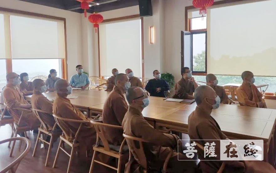 「会稽山」会稽山龙华寺全体僧众进行消防安全培训