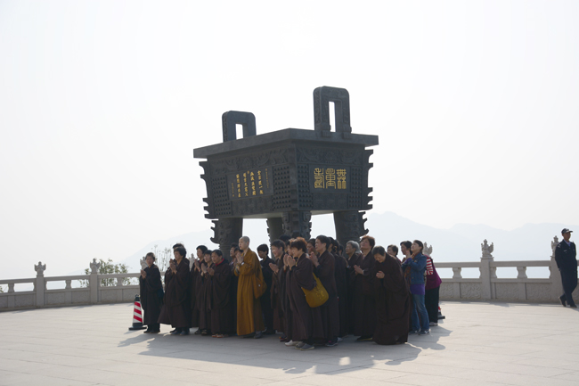 「东林大佛」浙江宁波居士团朝礼江西东林大佛