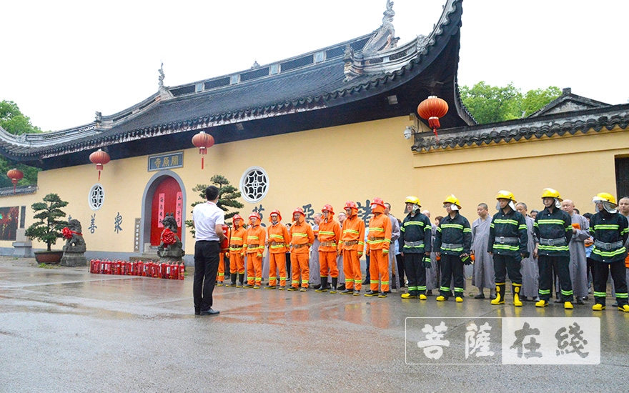 「开原」无锡市开原寺举行2020年上半年度消防安全和演练