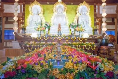 「佛教」曹山宝积寺将举办2017浴佛节暨佛前供花祈福法会