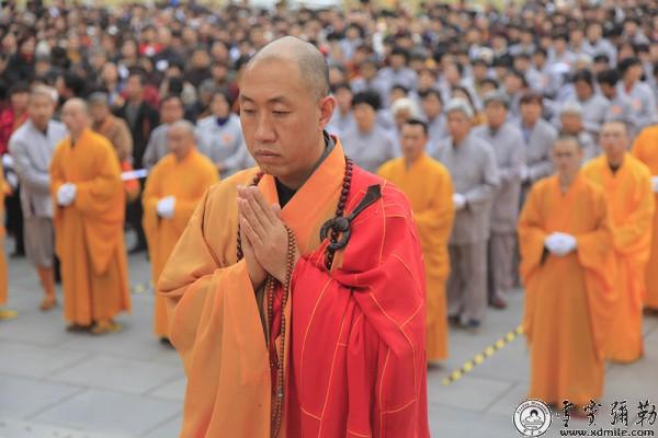 「三月三」“三月三·龙华会”浙江雪窦寺举行朝拜弥勒大佛祈福法会