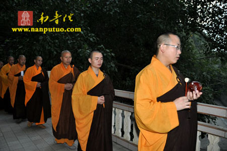 「佛教」厦门南普陀寺辛卯年冬季禅七正式起七