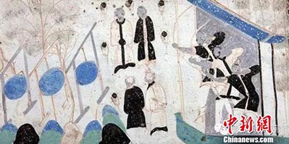「敦煌壁画」敦煌壁画发现古运动会 举重、游泳媲美奥运