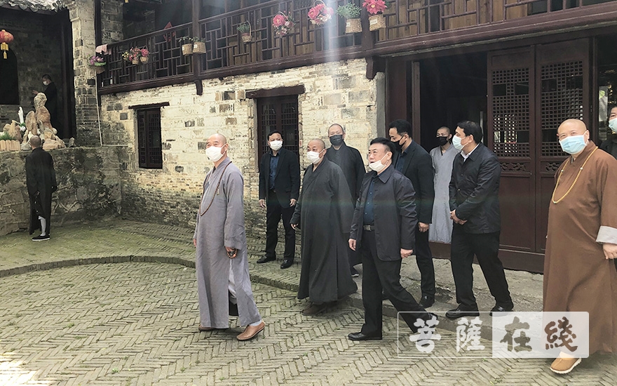 「佛教」守望相助 共克时艰 安徽省佛教协会走访慰问部分偏远寺院 「佛教」守望相助 共克时艰 安徽省佛教协会走访慰问部分偏远寺院