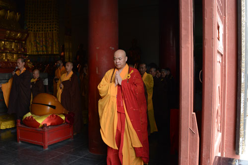 「佛教」江苏徐州兴化寺举行超荐祈福捐款法会