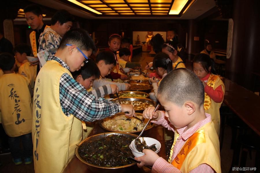 「佛学」江苏常州市武进区淹城宝林禅寺圆满举办第二期青少年佛学体验营