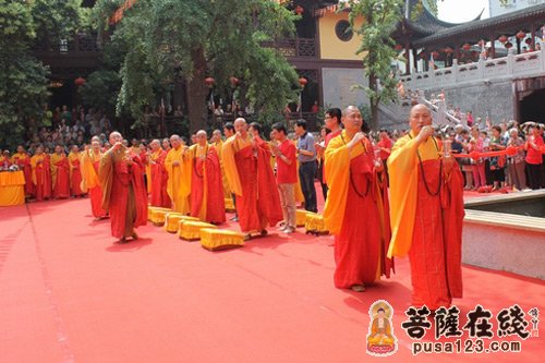 「佛教」南京毗卢寺隆重举行万佛楼落成十周年庆典暨观自在大佛开光法会