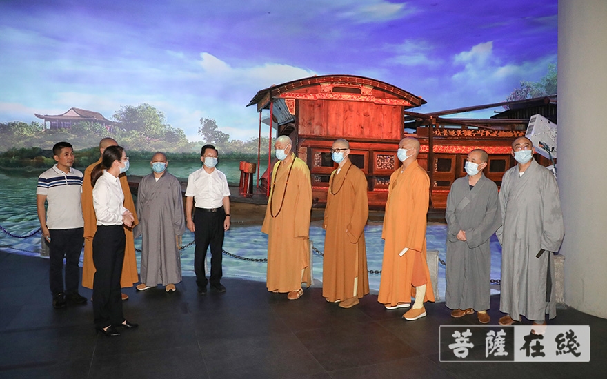 「佛教」普陀山佛教协会新一届领导班子赴嘉兴南湖开展党史主题教育 「佛教」普陀山佛教协会新一届领导班子赴嘉兴南湖开展党史主题教育