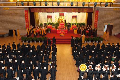 「佛教」上海玉佛禅寺举行传授三皈五戒法会