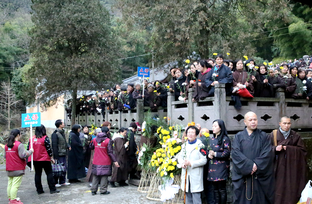 「传喜法师」慈母恩娑婆苦 圣佛悲愿莲池会——传喜法师送母生西金银舍利显母德 「传喜法师」慈母恩娑婆苦 圣佛悲愿莲池会——传喜法师送母生西金银舍利显母德