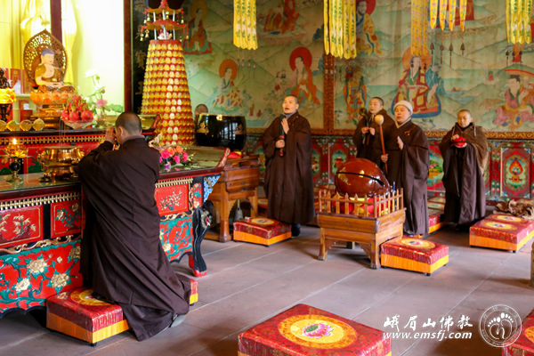 「峨眉山」四川峨眉山各寺举办法会恭祝大行普贤愿王菩萨圣诞