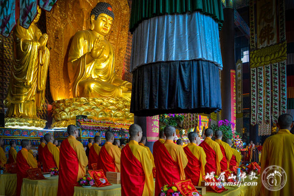 「佛教」峨眉山各寺院举行佛事活动恭迎观音菩萨出家吉日