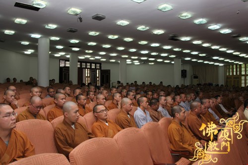 「南普陀寺」厦门佛协寺院负责人季度学习交流会在南普陀寺召开