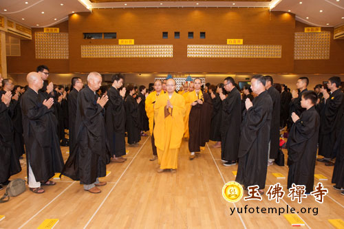 「佛教」上海玉佛禅寺隆重举行第二十七届传授三皈依法会