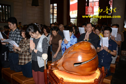 「南普陀寺」福建厦门南普陀寺隆重举行“千人皈依”法会 「南普陀寺」福建厦门南普陀寺隆重举行“千人皈依”法会