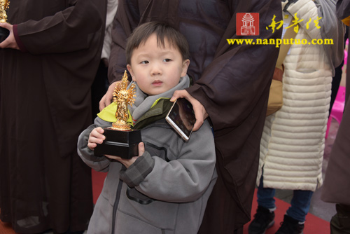 「观音」湖南沩山密印寺隆重举行千手千眼观音圣像开光盛典 「观音」湖南沩山密印寺隆重举行千手千眼观音圣像开光盛典