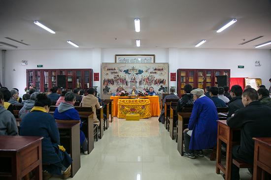 「佛教」江西东林僧团为净土苑众护法居士做慈悲开示 「佛教」江西东林僧团为净土苑众护法居士做慈悲开示