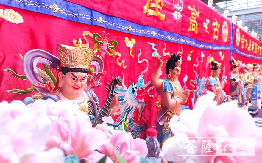 「肉灵芝」南京高座寺辛丑新春供佛斋天拜太岁法会圆满 「肉灵芝」南京高座寺辛丑新春供佛斋天拜太岁法会圆满