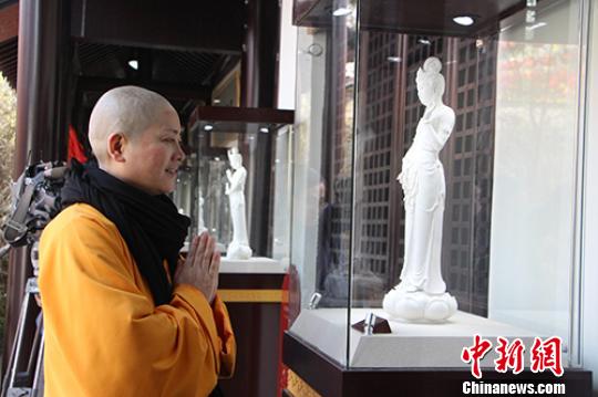 「观音」百尊观音作别台湾赴南通首展 百位名家题赠“慈航普渡”