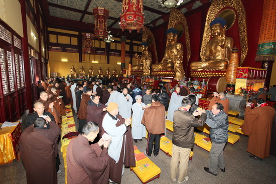 「佛教」四祖寺龙年上元节法会举行药师传供大典