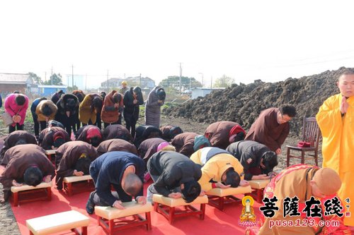「佛教」江苏苏州汾湖泗洲禅寺举行山门殿上梁祈福法会